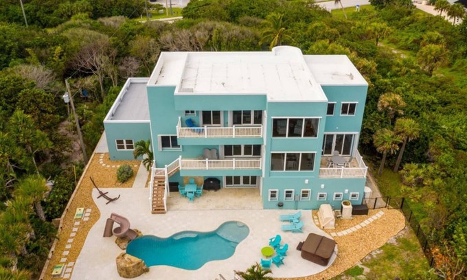 Melbourne Beach Villa | 487 m² Villa ∙ 4 bedrooms ∙ 8 guests