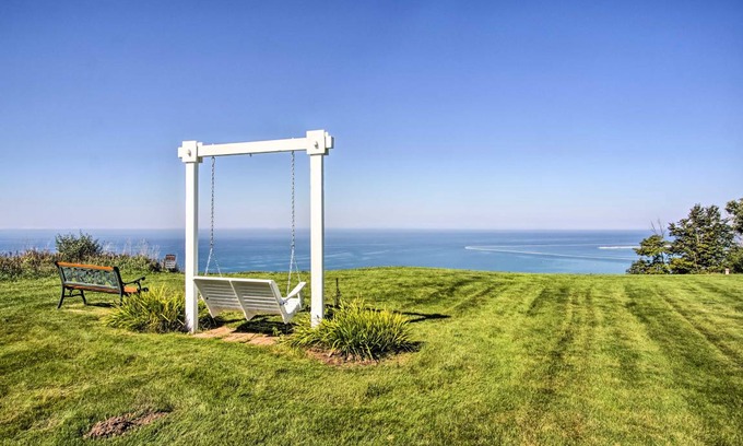 Ludington House | 489 m² House ∙ 4 bedrooms ∙ 14 guests