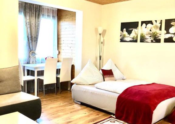 Furtwangen Apartment | 48qm Ferienwohnung mit großer Terrasse im Schwarzwald