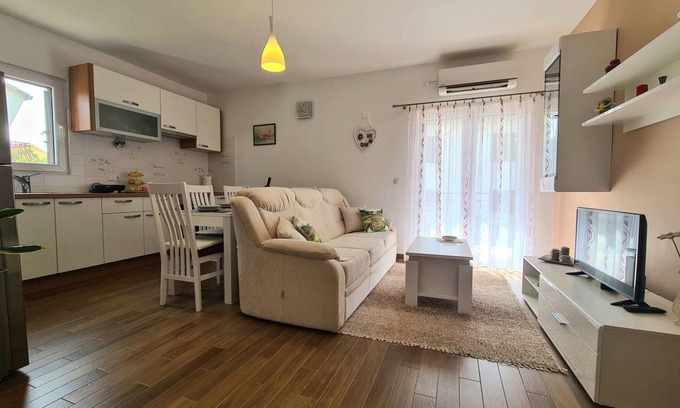 Stari Grad Apartment | 49 m² Apartment ∙ 1 bedroom ∙ 3 guests
