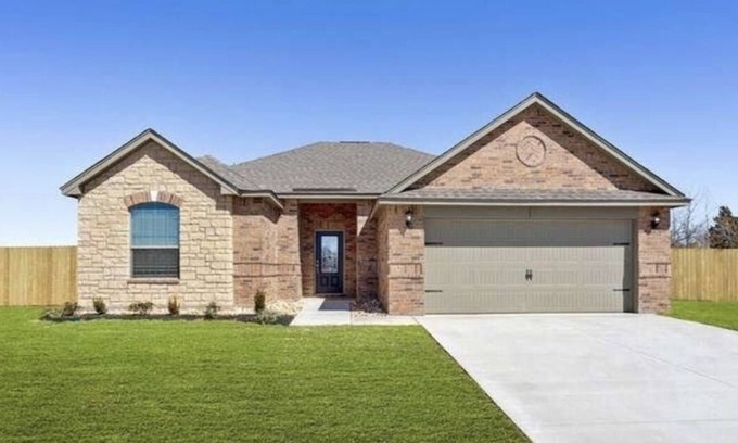 Mustang House | 4BD HOME NEAR AIRPORT/ DOWTOWN/ FFA/ OUTLET MALLS AND MUCH MORE