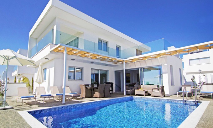 Ayia Napa Villa | 4Bed Luxury Villa in Ayia Napa with spectacular views - Villa Napa View