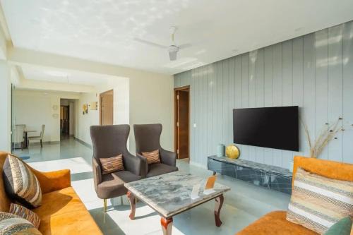 Candolim Apartment | 4BHK Pvt Pool Mountain View Apartment Candolim Luxfort