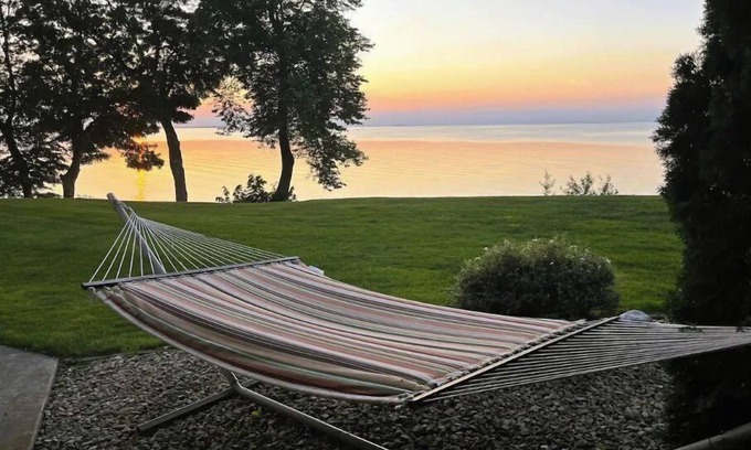 Onamia House | 4BR Izatys Lake Home Mille Lacs Fish-Golf-Swim. Lakeshore, Izatys amenities!