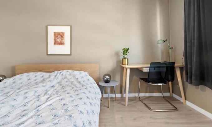 Oslo City Centre Condo | 4BR Penthouse Apartment in City Center W/free Parking