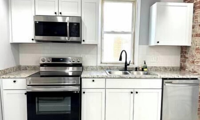 Westwood House | 4BR Spacious Cincinnati Home
