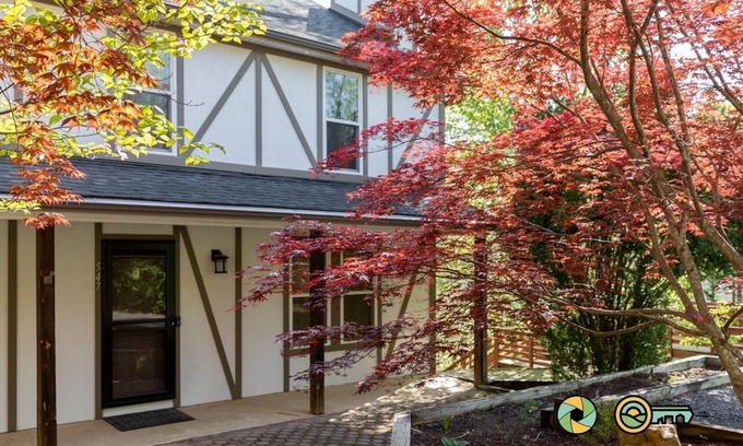 Basye House | 4Seasons Retreat | Quiet townhome Minutes from Bryce Resort!