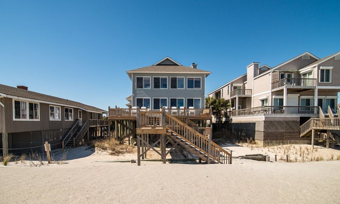 Pawleys Island House | 5 Bed 4.5 bath, Willcox Dotterer House on Pawleys Island