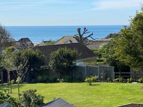 Charmouth House | 5 Bed in Charmouth 83584