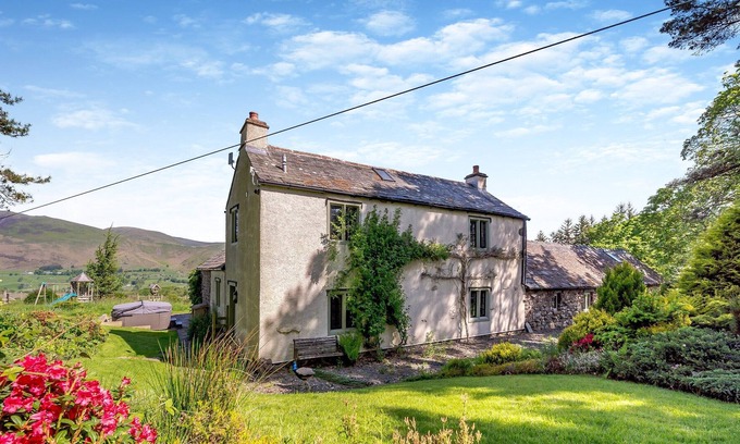 Penrith Cottage | 5 bedroom accommodation in Troutbeck, near Penrith