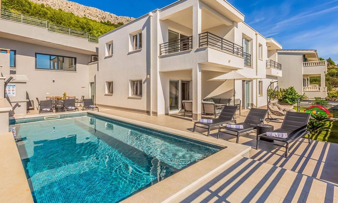Jesenice House | 5 bedroom amazing home in Jesenice