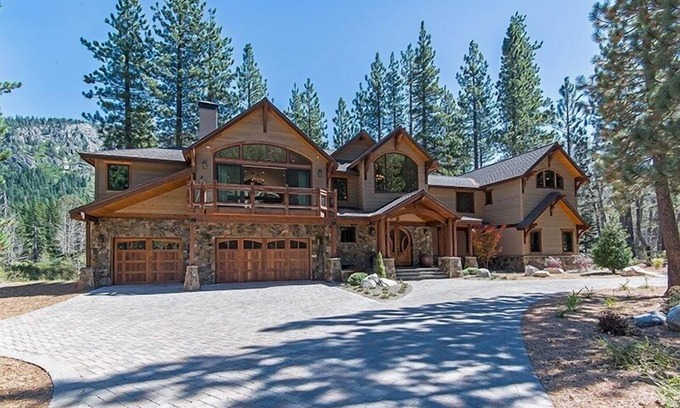 South Lake Tahoe House | 5 Bedroom Mountain Luxury Estate wIndoor Pool 5 acres