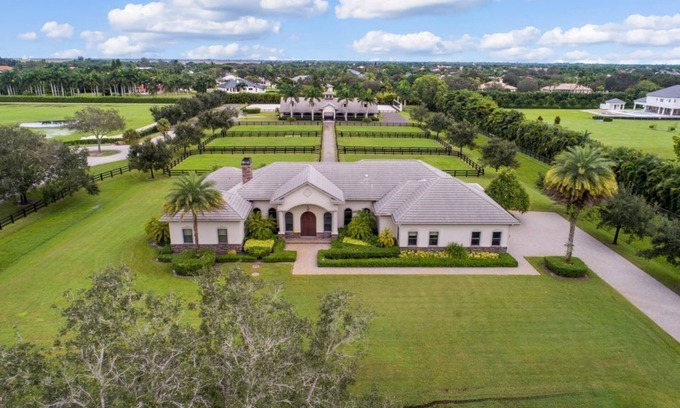 Wellington Apartment | 5 Bedroom Single family (435166) by Houzlet