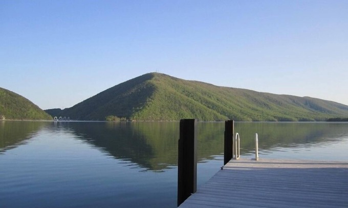 Huddleston House | 5 Bedrooms, 1 Flex Room, 3 Bathrooms! GORGEOUS Mountain and Wide Water Views! Paved Driveway to th