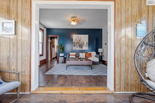Atlantic City Apartment | 5 bedrooms AC Designer Island Paradise Getaway