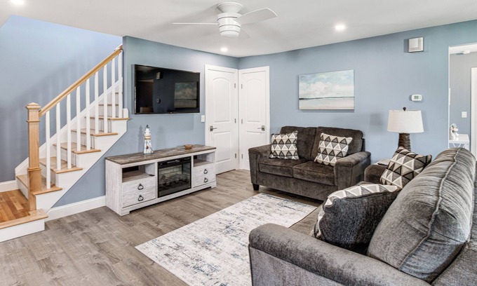 Cape May - Wildwood Apartment | 5 Blocks to Wildwood Beach: Family Getaway!