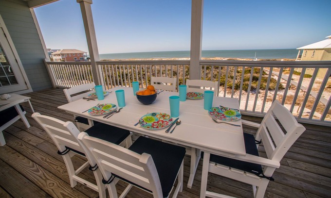 Seagrass House | 5 BR, 4.5 Bath, Private Pool, Sleeps 17.