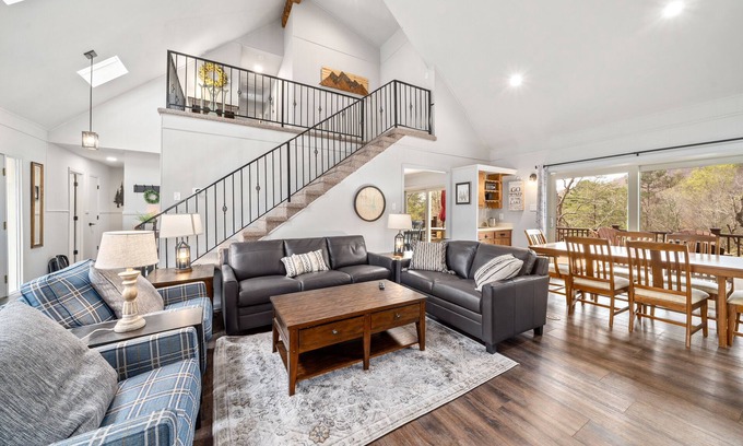 Lake Lure House | 5 BR - Walk to Resort Amenities! Close Mnt Views! Backyard Firepit!