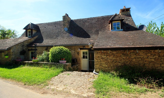 Le Buisson-de-Cadouin House | 5 gîtes, a pretty stone house and 2 swimming pools in the heart of Périgord Noir