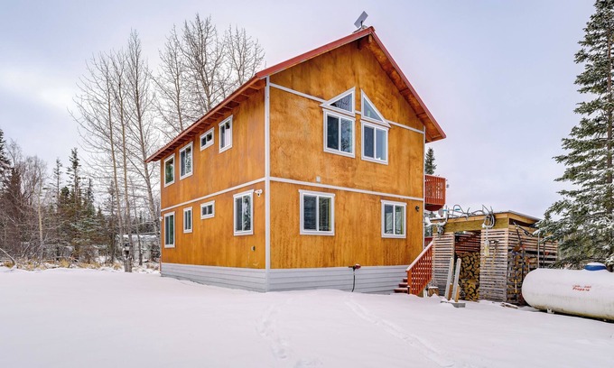 Cohoe House | 5 Mi to Kasilof River: Forest-View Retreat w/Deck