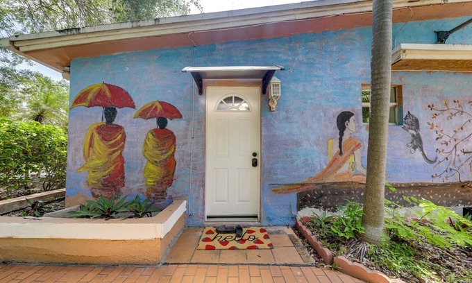 North Miami House | 5 Mi to Surfside Beach: Peaceful Miami Bungalow!
