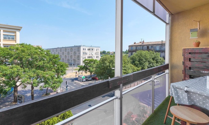 Gambetta Apartment | 5 min. TGV Station ★ Comfort and Sunny Terrace ★