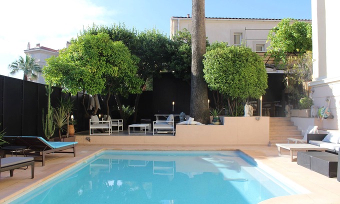 Riou - Petit Juas - Av de Grasse Villa | 5 min walk from the Palais Festival mansion with pool and 7 bedrooms