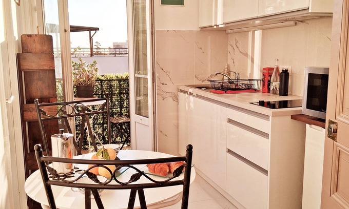 French Riviera Apartment | 5 mins walk to Monaco center 1 charming bedroom flat in Beausoleil