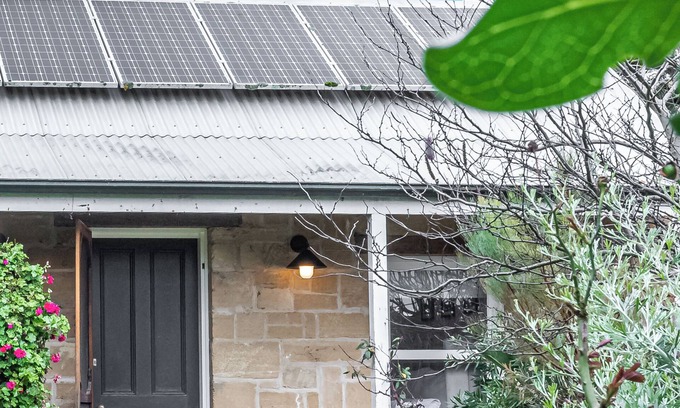 Warrnambool Cottage | 5 Minute walk into the CBD near shops, restraunts and bars.