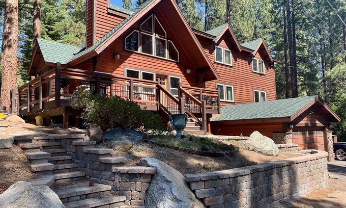 Pioneer Trail House | 5 Minutes To Heavenly Valley Close To Casinos And Lake Tahoe
