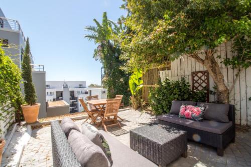 Sea Point Apartment | 5 Oliver Court