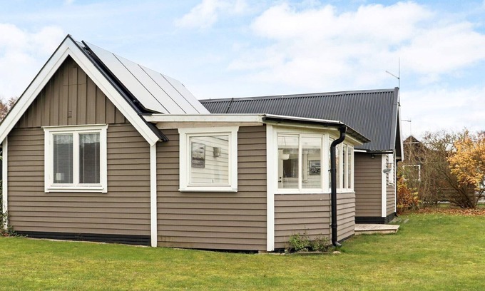 Falkenberg House | 5 person holiday home in FALKENBERG