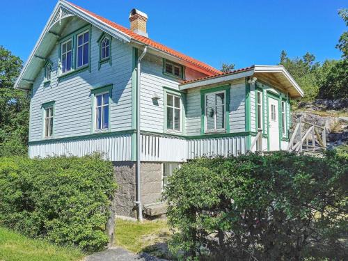 Kungshamn House | 5 person holiday home in KUNGSHAMN