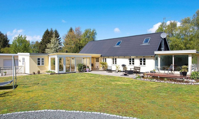 Hoensinge House | 5 person holiday home in Vig
