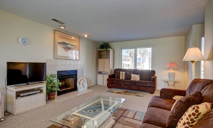 St. George Condo | 5 pools and tons of activities | Las Palmas Family Resort Condo | Great Value | Fast Wifi | #1508