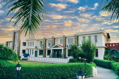 Bail Parao Hotel | 5 Senses Corbett Richness Luxuries Resort ! Destination Wedding & Corporate Events
