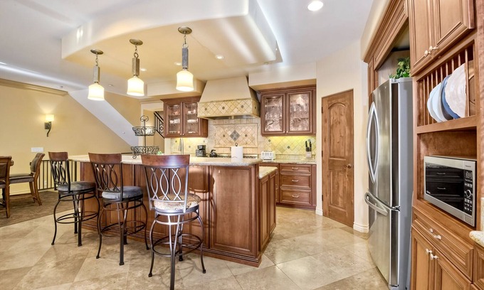 Carlsbad Village Condo | 5 Star, Gorgeous Luxury Condo IN Carlsbad Village