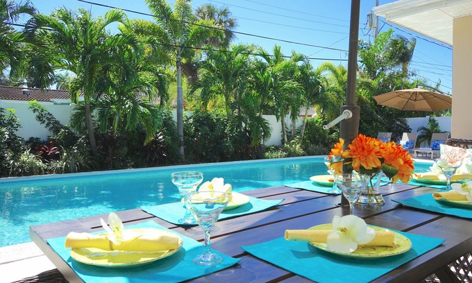 Bel Air House | 5 STAR LUXE 4 BED BEACH HOME + 40X20 HEATED POOL STEPS TO BEACH NEWLY FURNISHED!