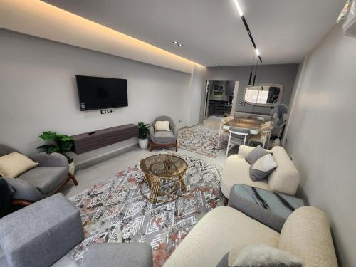 New Cairo Apartment | 5-Star Luxury Apartment, 3BR, Panoramic View