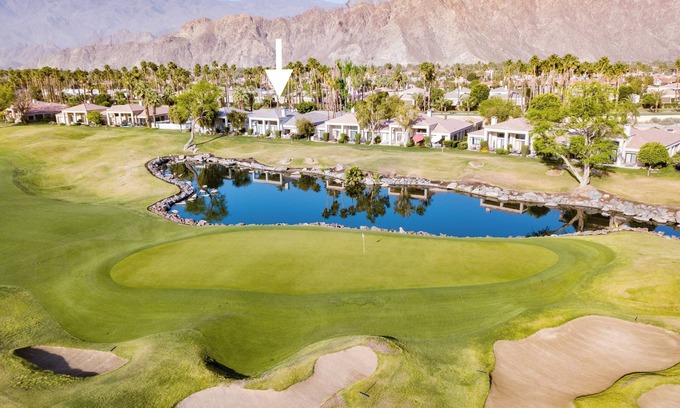 La Quinta Condo | 5-Star PGA West Stadium Villa – Stunning Lake Views, Poolside Bliss & Bikes!