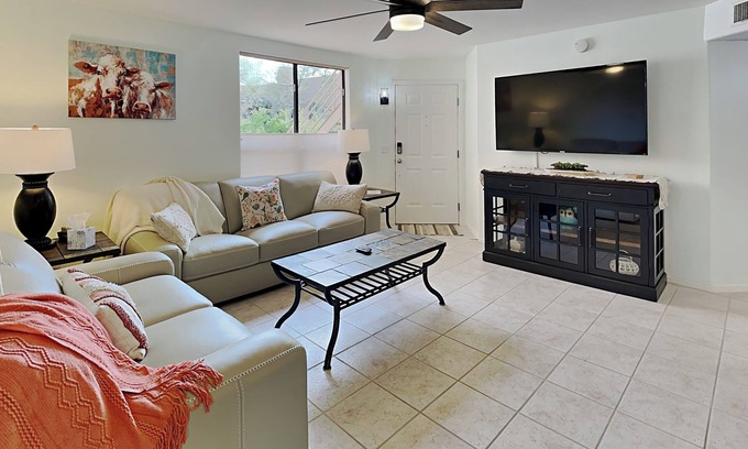 Tucson Condo | *5-STAR RATING* THE RESERVE AT VENTANA CANYON - MOUNTAINS/GOLF/HIKE/BIKE/RELAX!