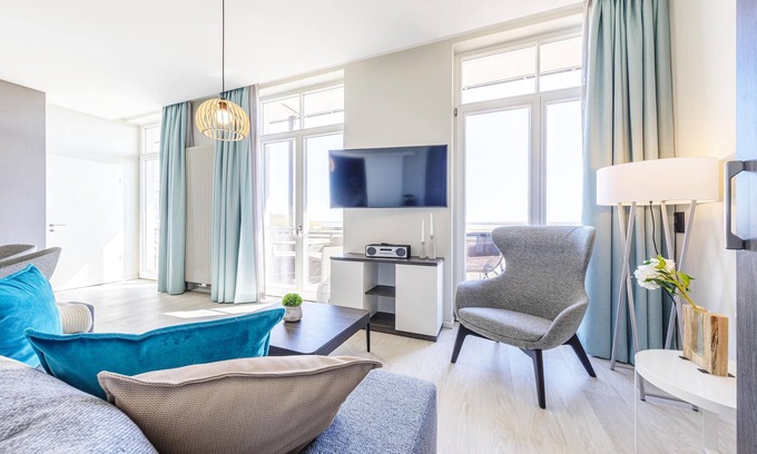 Ostseebad Wustrow Apartment | 5-star vacation apartment Große Welle with south-facing view.