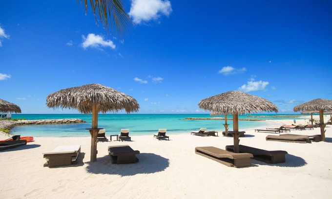 Palm Cay House | 5 STARS~GATED RESORT~NR.1~LUX.LG.4BR~POOL~KAYAK~SUP~GOLF~TENNIS~P&PLAY~0%PAYPLAN