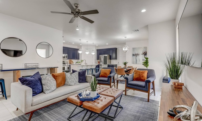 St. George House | 5 Suites | Mini Golf | Heated Pool | Lazy River | SKY