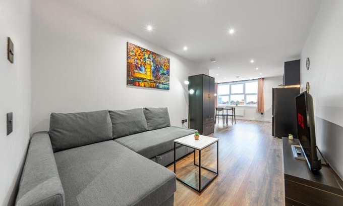 Harlesden Apartment | 5 - West London Brand New Loft