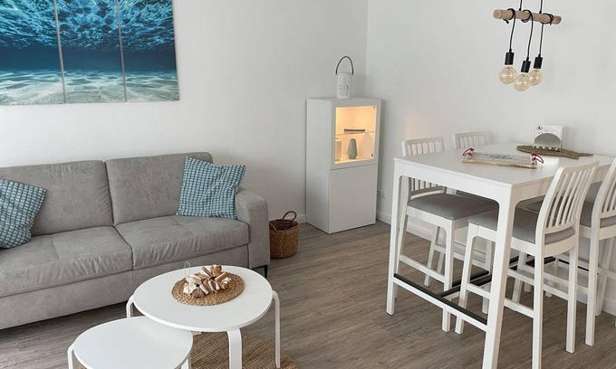 Timmendorfer Strand Apartment | 50 m² Apartment ∙ 1 bedroom ∙ 4 guests