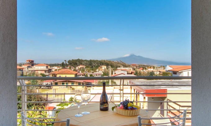 Agnone Bagni Apartment | 50 m² Apartment ∙ 1 bedroom ∙ 4 guests