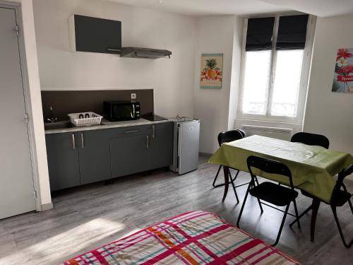 Pithiviers Apartment | 50 m² Apartment ∙ 1 bedroom ∙ 4 guests