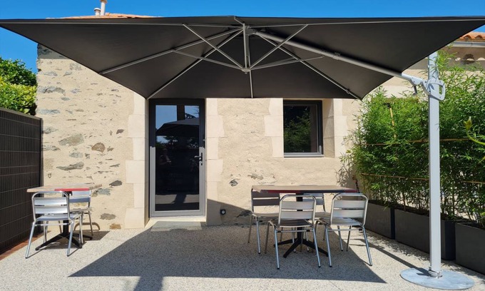 Rochetrejoux Cottage | 50 m² Cabin ∙ 1 bedroom ∙ 4 guests