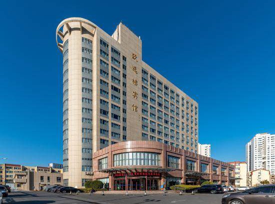 Qingdao City Center Hotel | 50 m² Hotel ∙ 3 guests